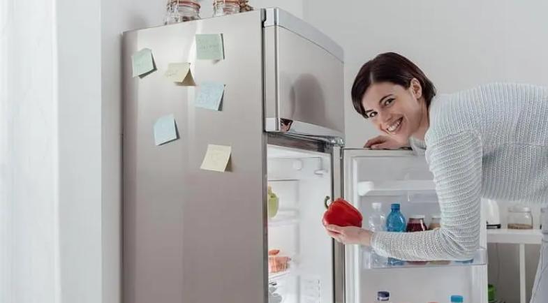 夏天冰箱要调到几档最合适 冰箱两侧发热烫手是什么原因