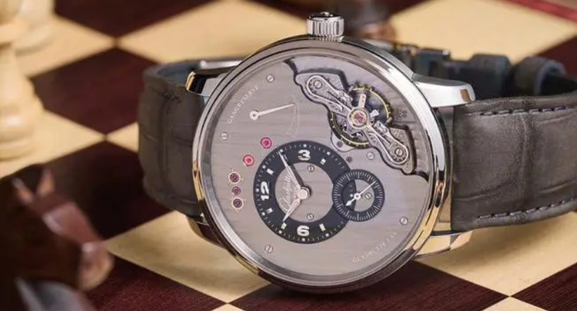 格拉苏蒂手表进水的处理办法 格拉苏蒂手表进水会损坏机芯吗