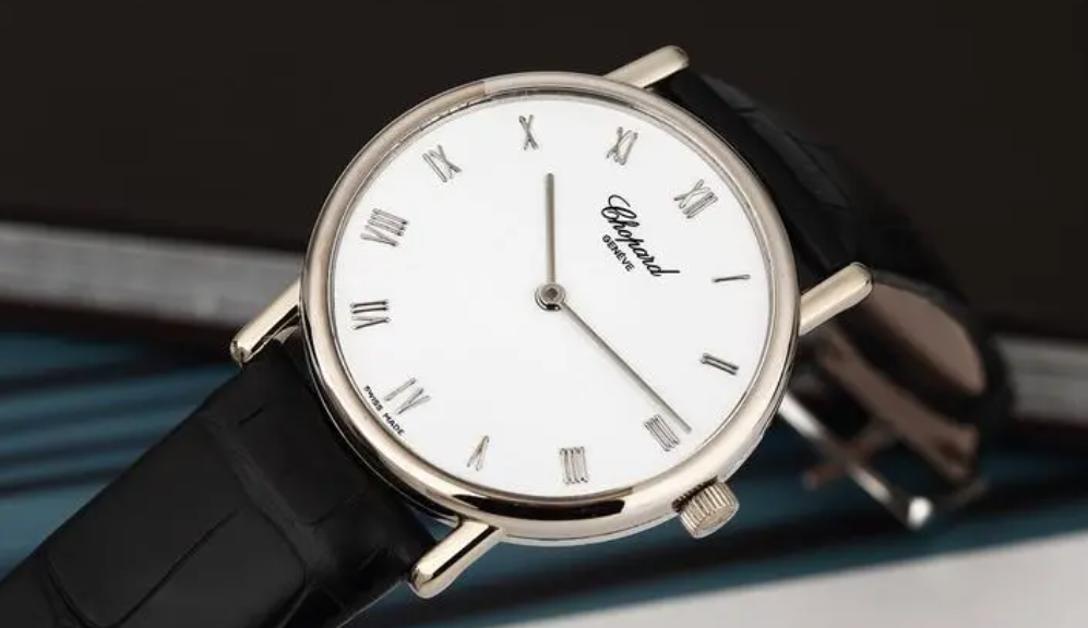 萧邦表蒙起雾是什么原因 萧邦表蒙起雾该怎么办